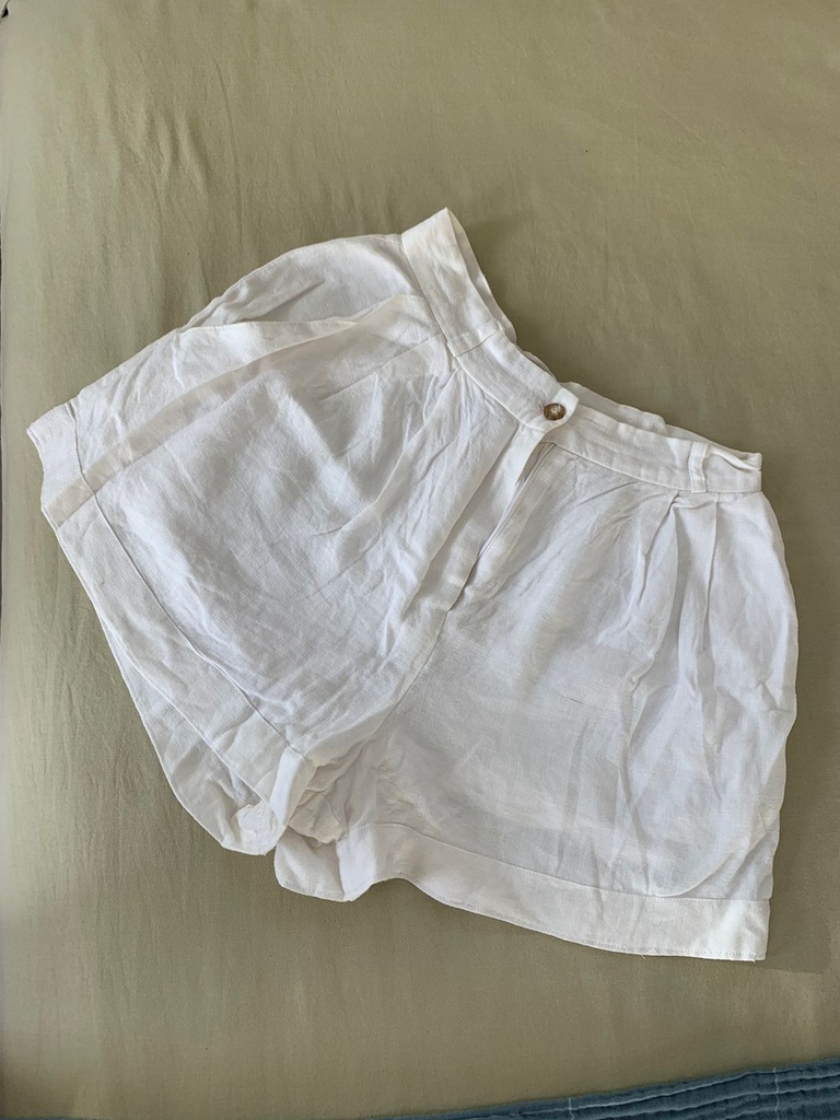 short blanco