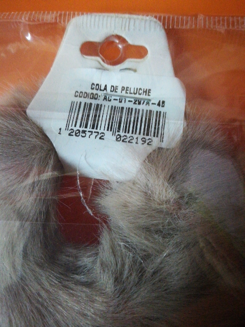 cola de peluche