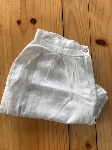short blanco