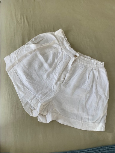 short blanco